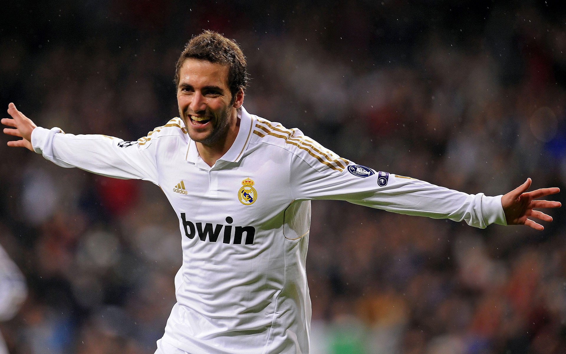 开云体育中国-绿茵场外的混双革命，当德国战车化身黄鸭组合，如何让法国雄鸡哑火？